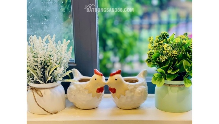 Cần Bán Nhà 203m² Sổ Hồng Riêng, 2 Phòng Ngủ, Không Gian Xanh Gần Đà Lạt
